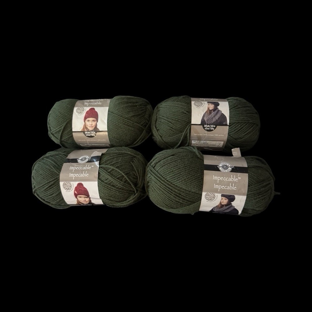 Loops and Threads Impeccable Acrylic Yarn DEEP FOREST 268yds 4.5oz each Lot Of 4